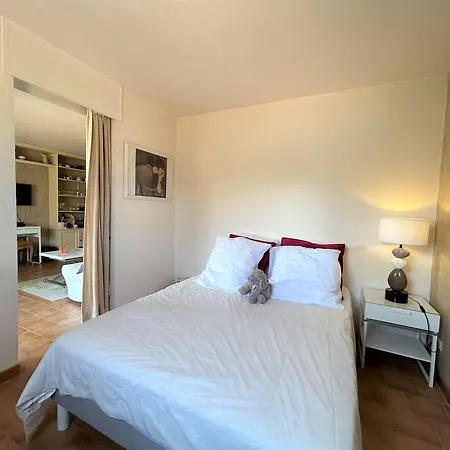 Апартаменти 2 Pieces Avec Terrasse, Piscine Et Parking - Cap D'agde - Fr-1-249-417